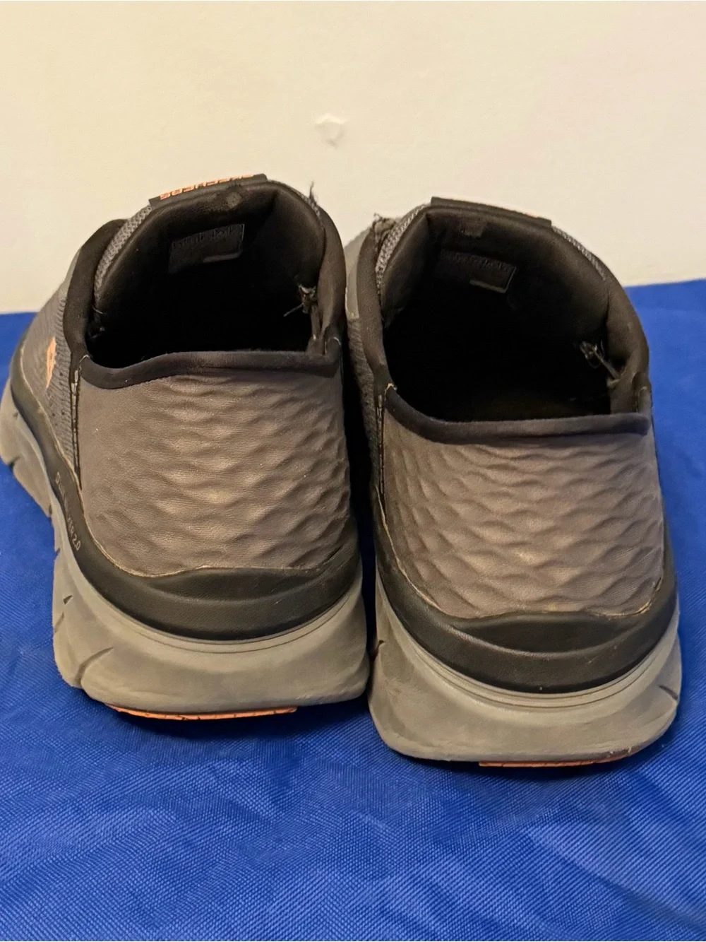Skechers Slip-Ins D'LUX Walker 2.0 Gray Slip-On Sneakers with Gold Accent